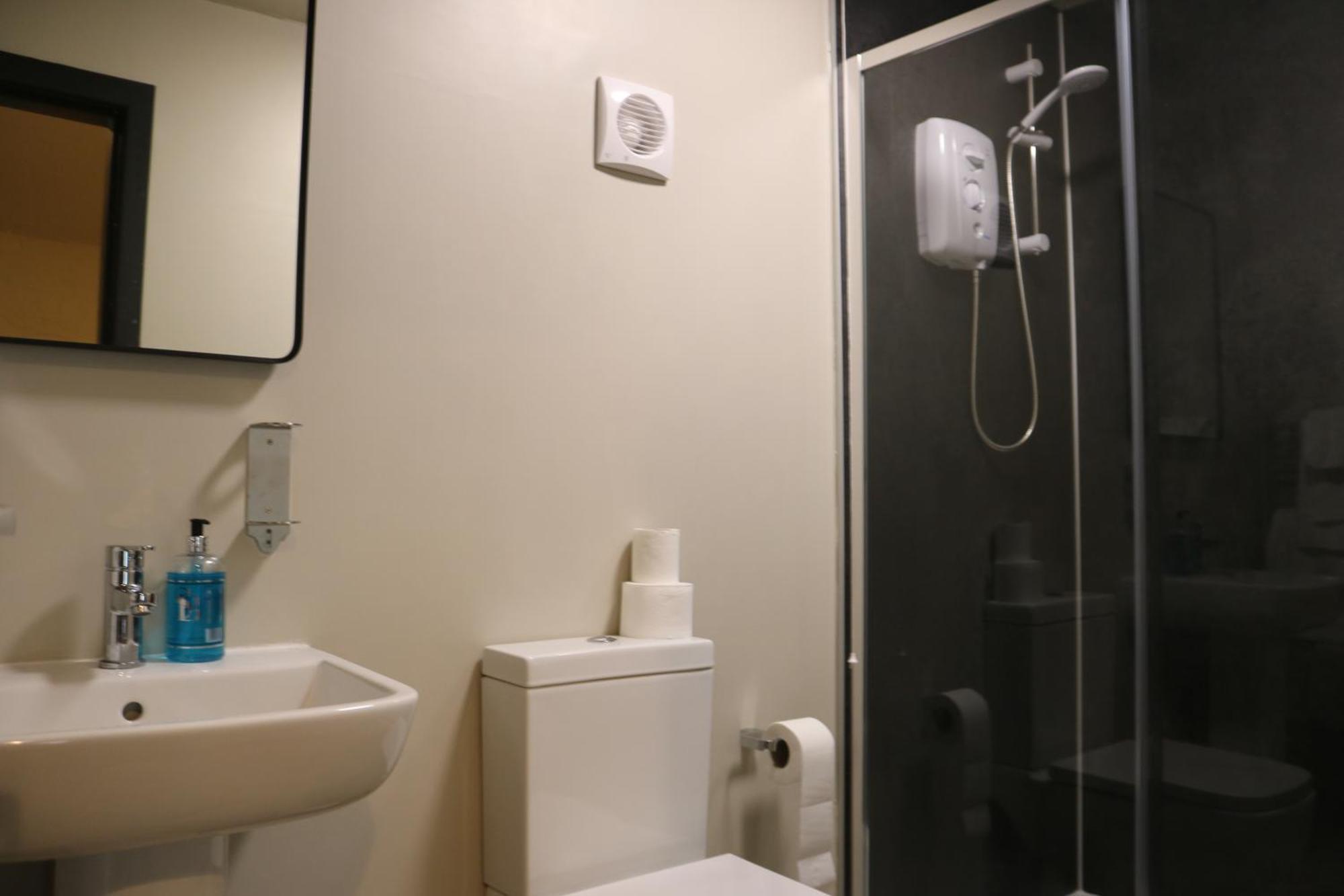 Black Dog Inn Болтон Экстерьер фото